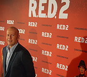 Bruce Willis bei der Münchner Pressekonferenz zu R.E.D. 2 am 24.07.2013 im Mandarin Oriental, Munich